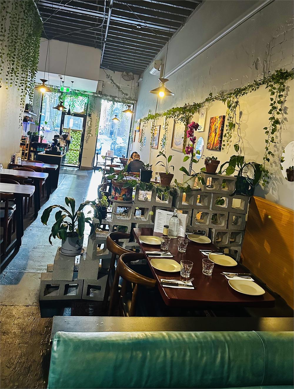 Modern Restaurant Interior